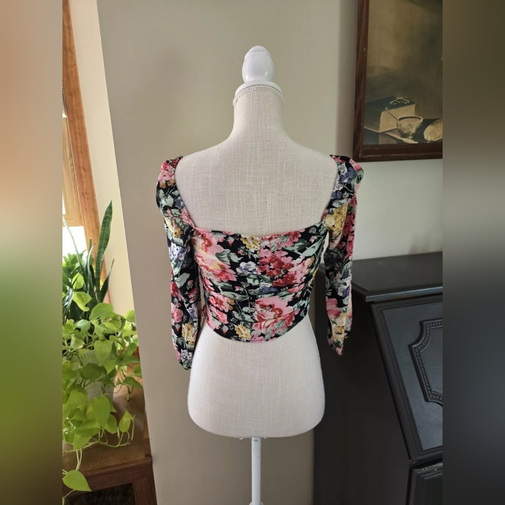 Zara women's floral cropped blouse Size XS side zip lightweight top - Picture 2 of 8